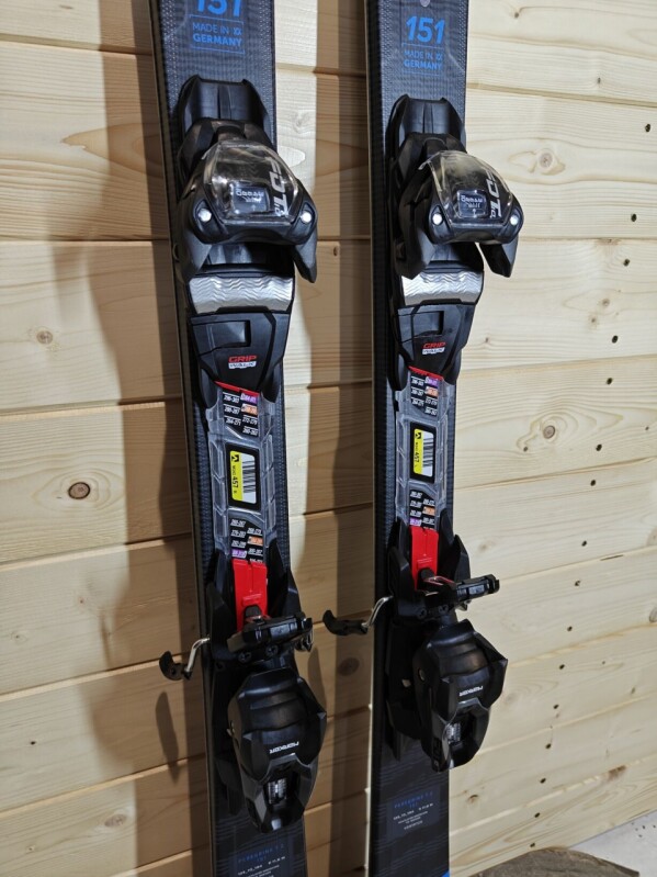 LYŽE VOLKL PEREGRINE 7.2 BLACK 151CM